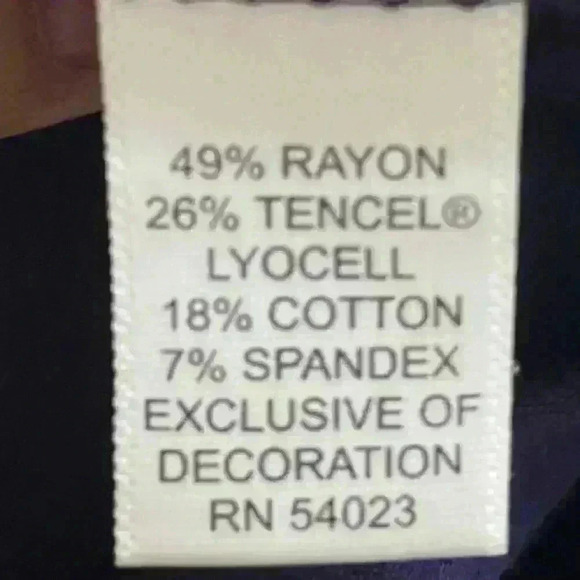 Banana Republic Women’s Blue Tank Top - Picture 7 of 7